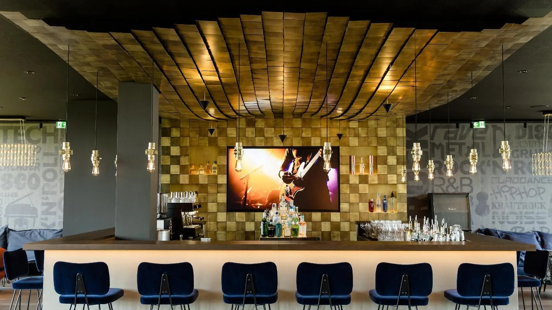 Motel One Mannheim 3*,  Germany